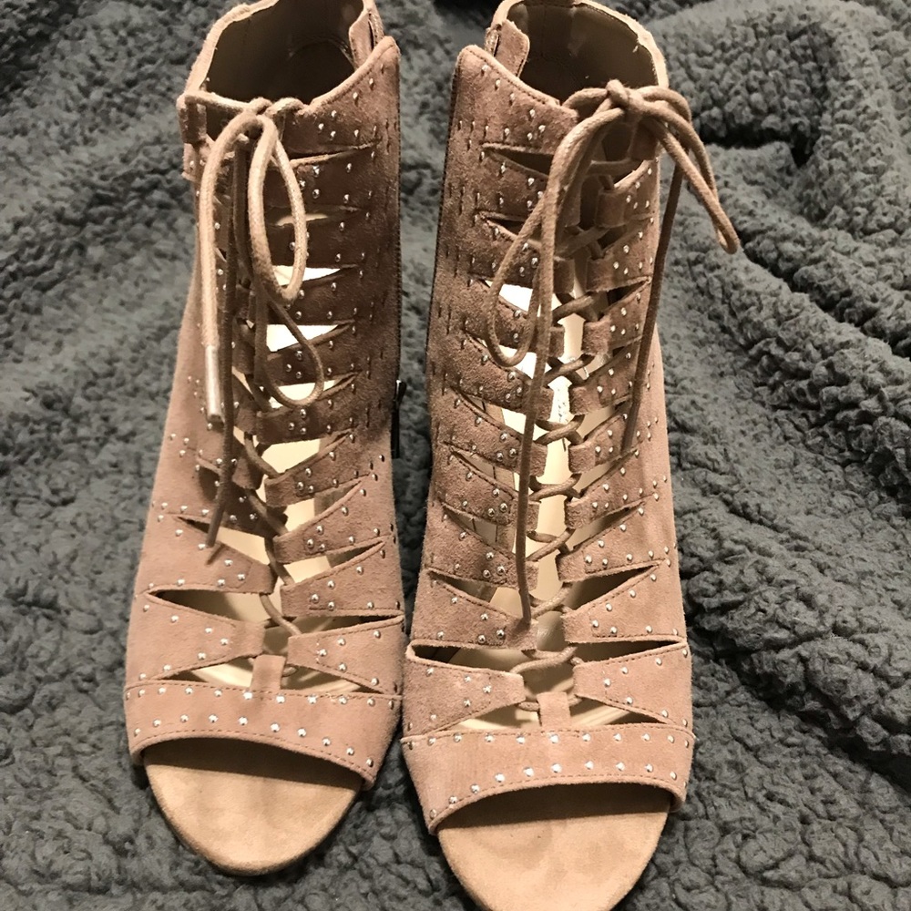 Jessica Simpson Wedges